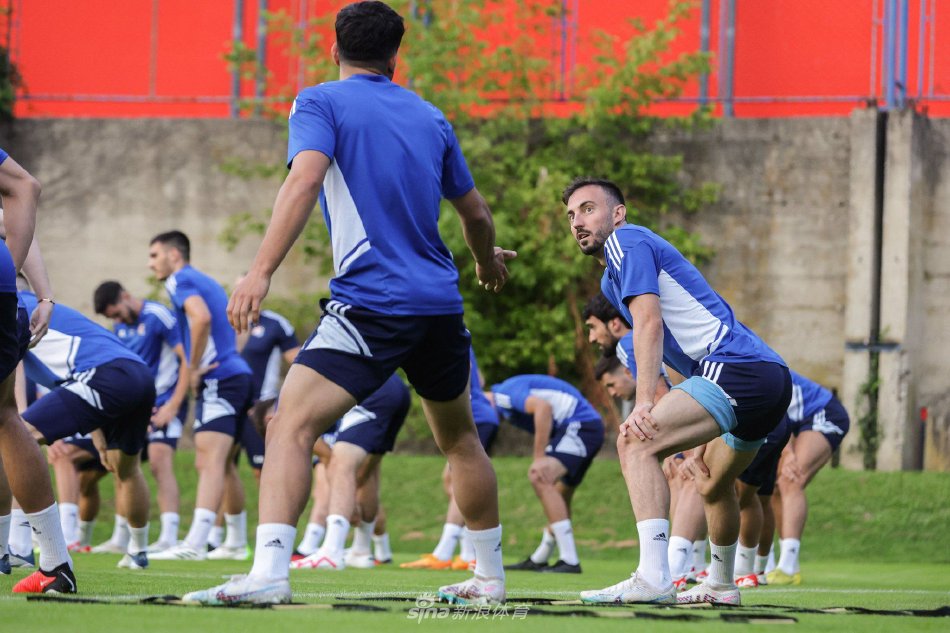 球事业书写 球事业书写